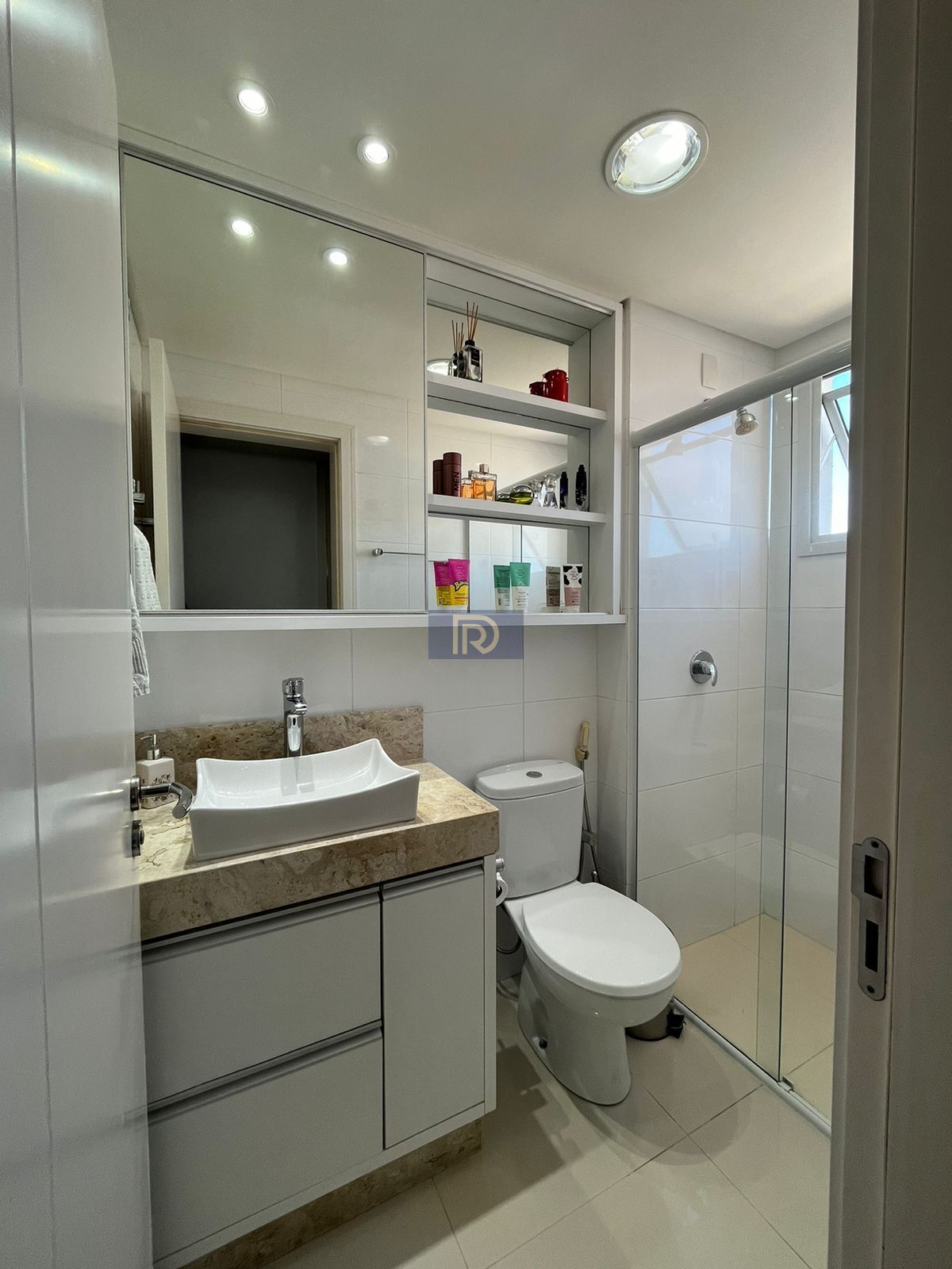 Apartamento à venda com 2 quartos, 77m² - Foto 19