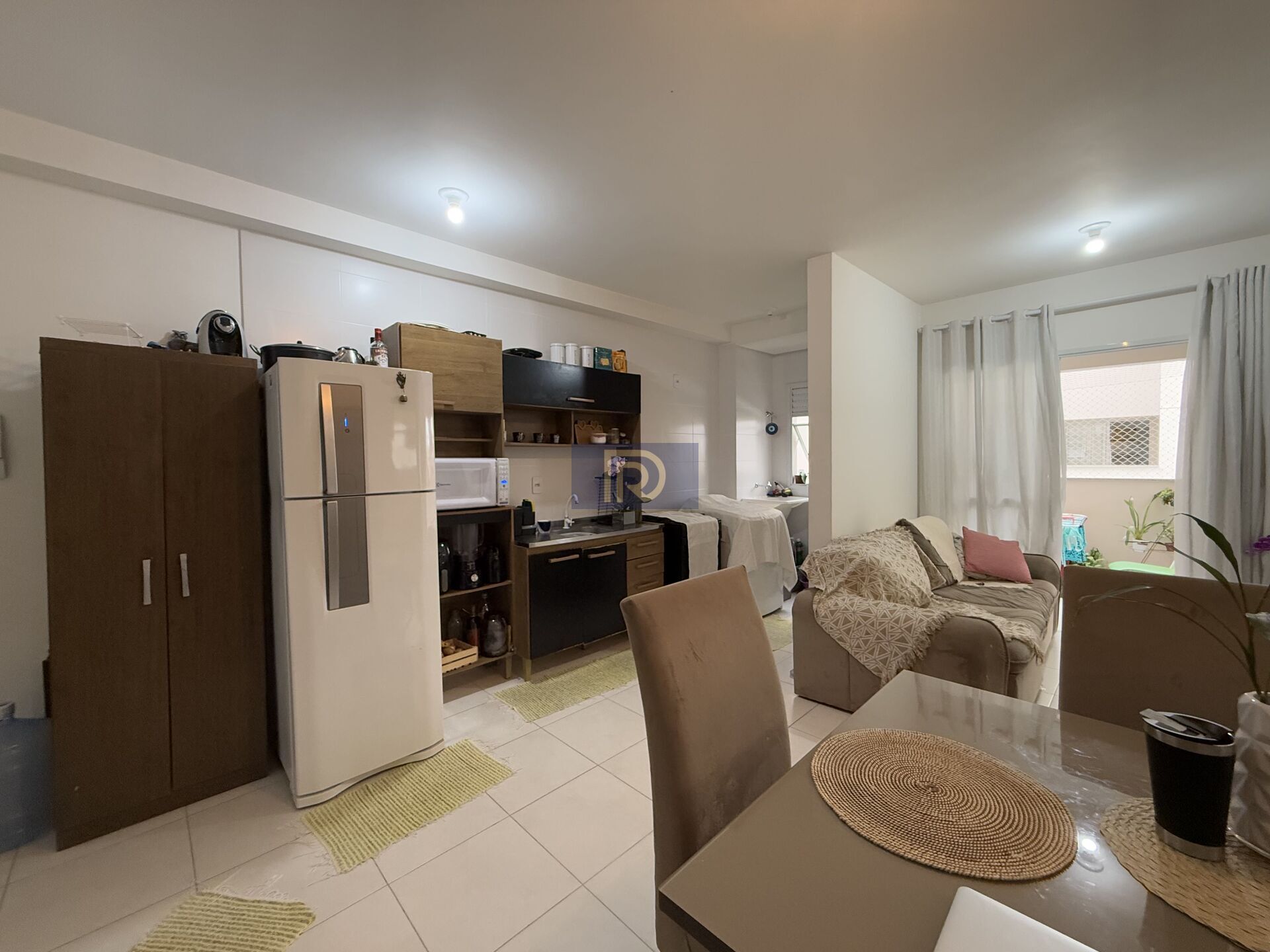 Apartamento à venda com 2 quartos, 64m² - Foto 5