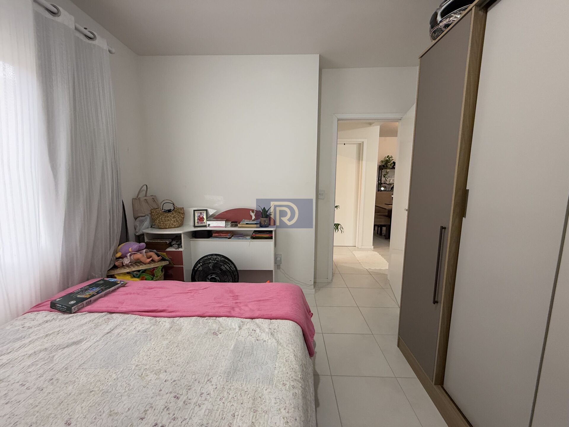 Apartamento à venda com 2 quartos, 64m² - Foto 10