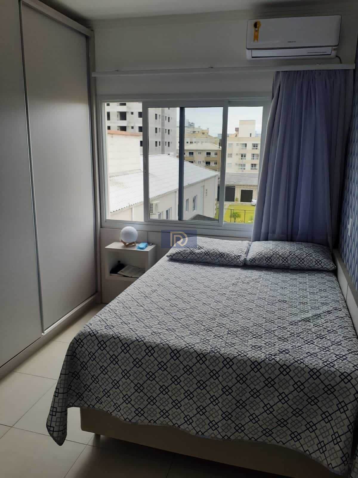 Apartamento à venda com 2 quartos, 76m² - Foto 5