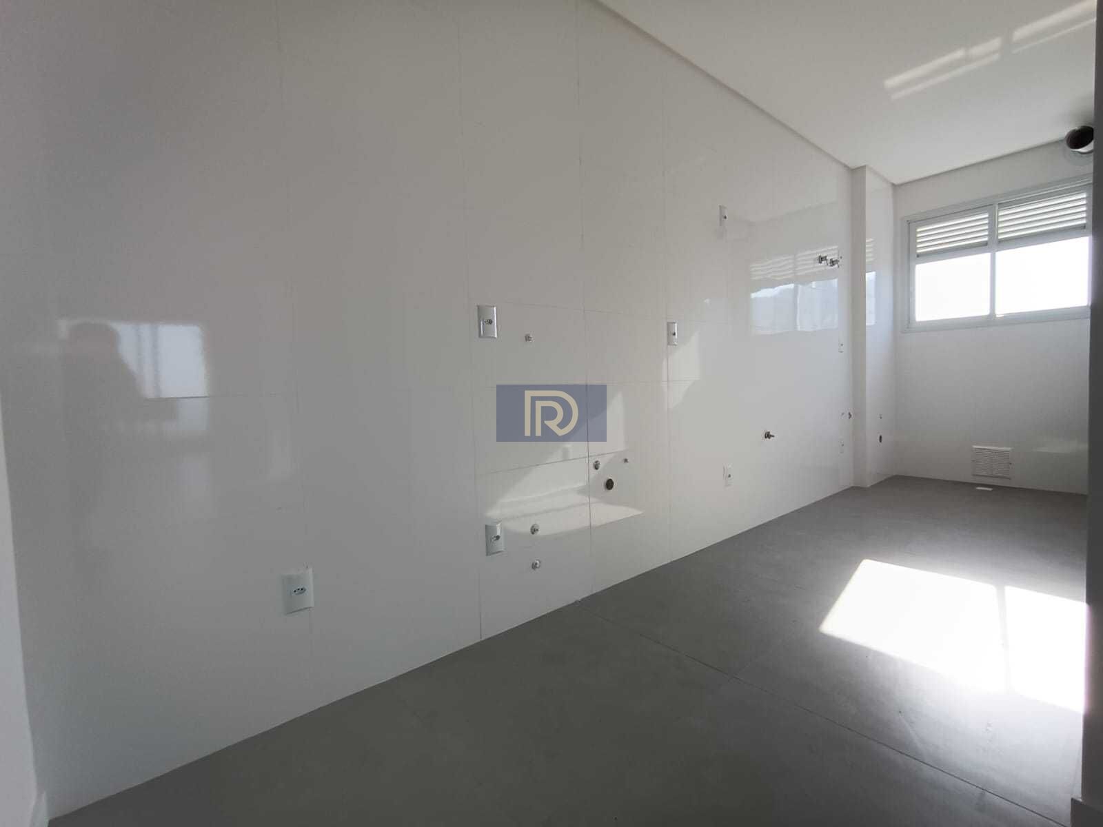 Apartamento à venda com 2 quartos, 75m² - Foto 17