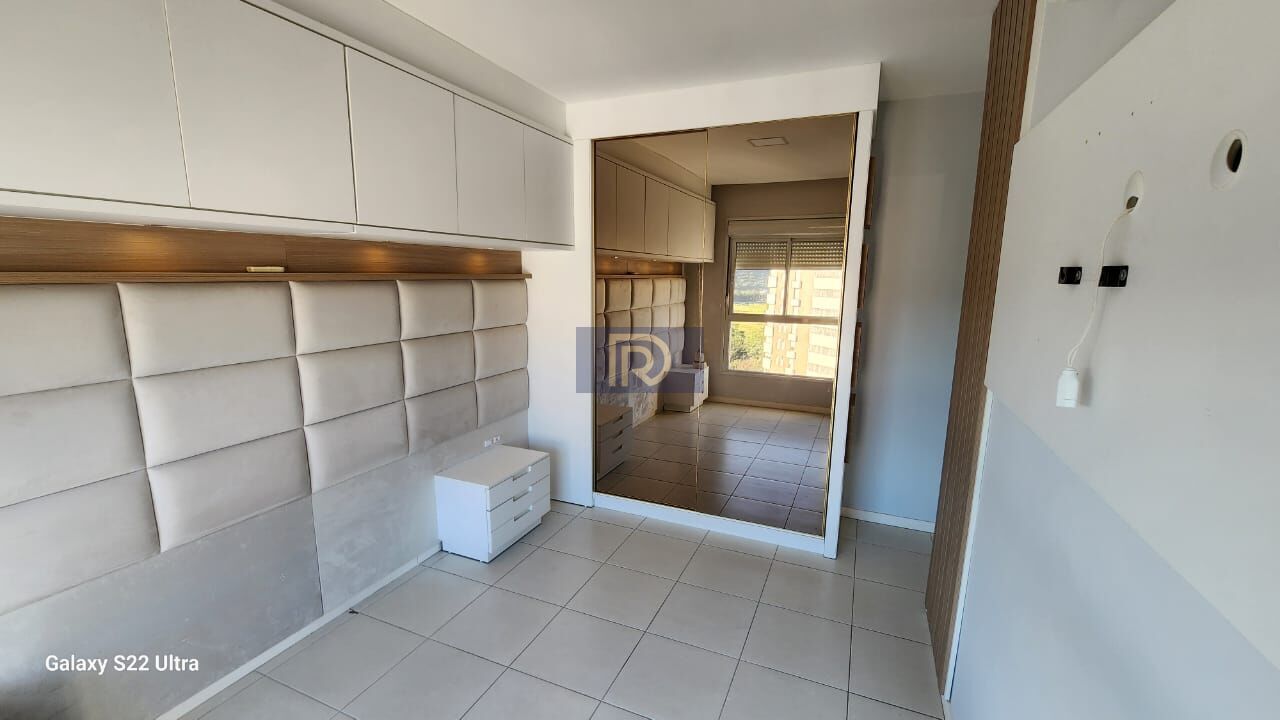 Apartamento à venda com 3 quartos, 94m² - Foto 8