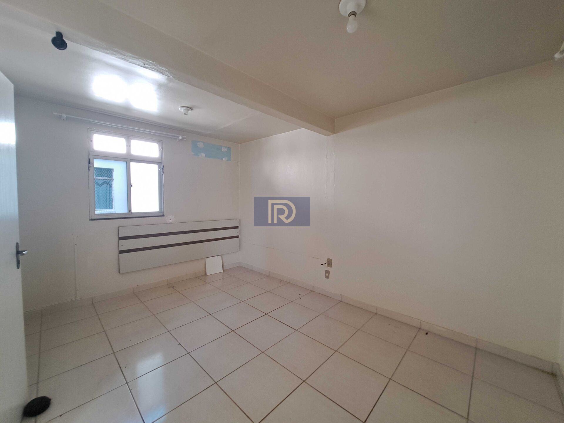 Apartamento à venda com 3 quartos, 48m² - Foto 12