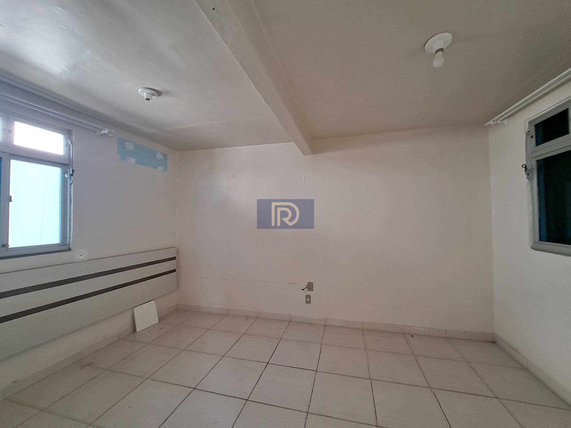 Apartamento à venda com 3 quartos, 48m² - Foto 9