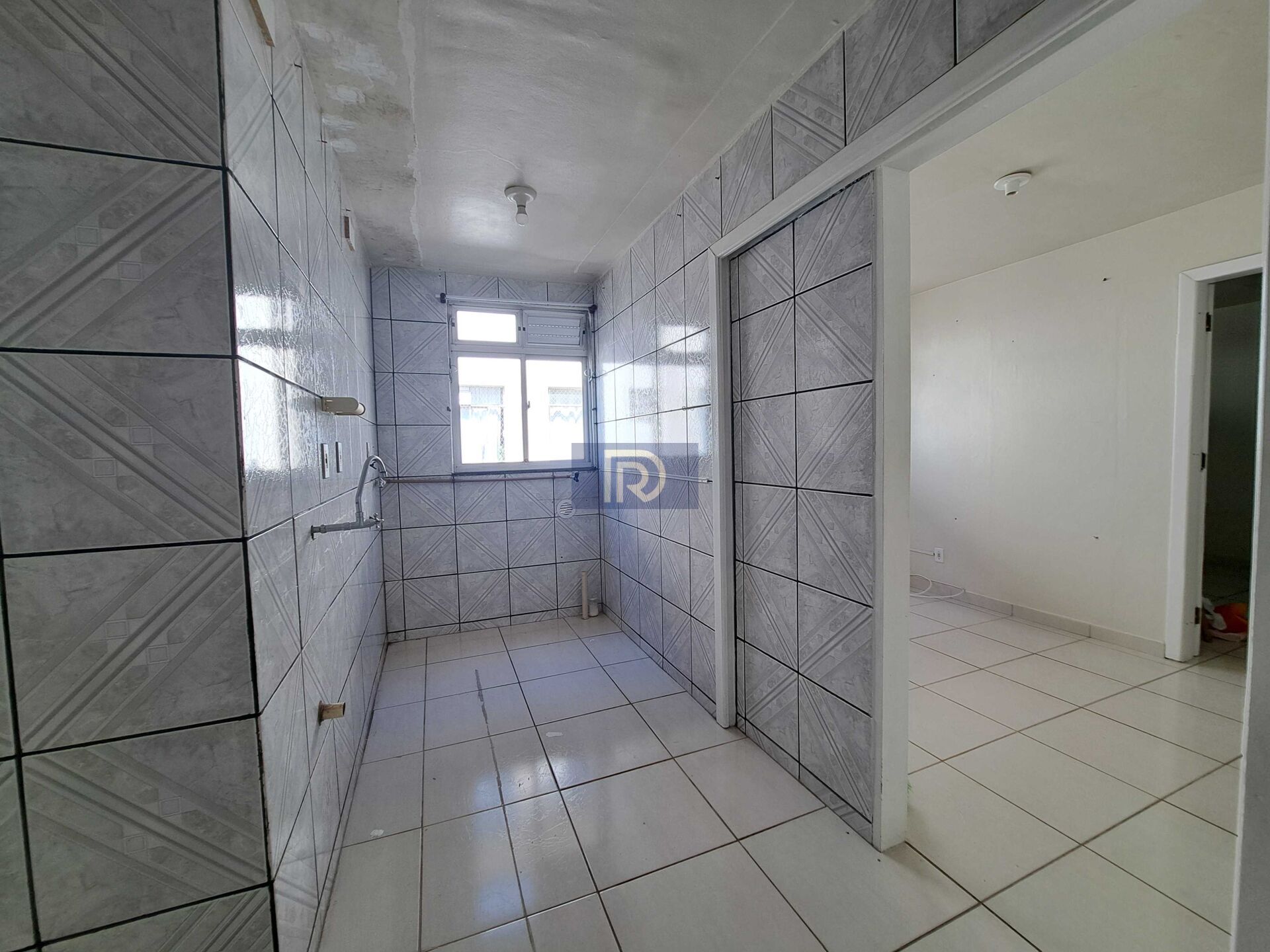 Apartamento à venda com 3 quartos, 48m² - Foto 19