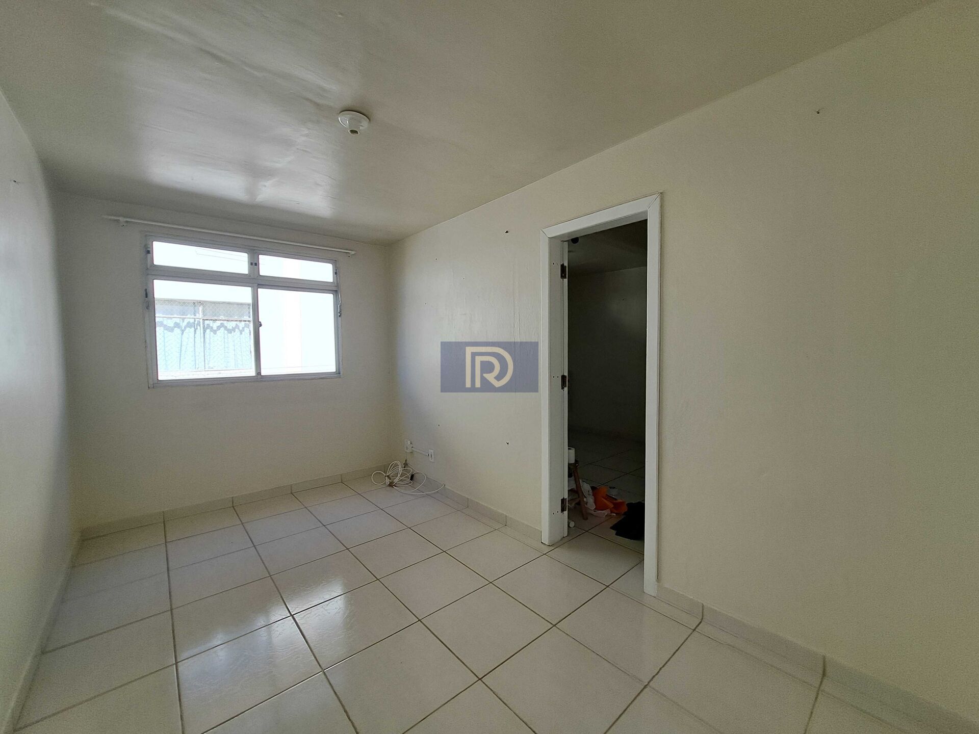 Apartamento à venda com 3 quartos, 48m² - Foto 4