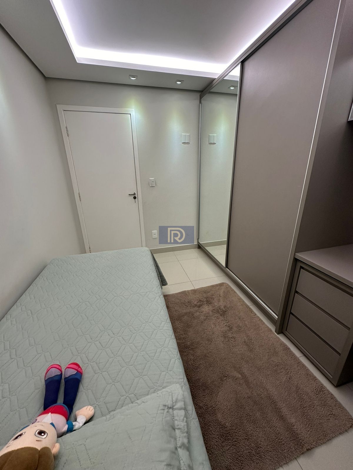 Apartamento à venda com 2 quartos, 76m² - Foto 15