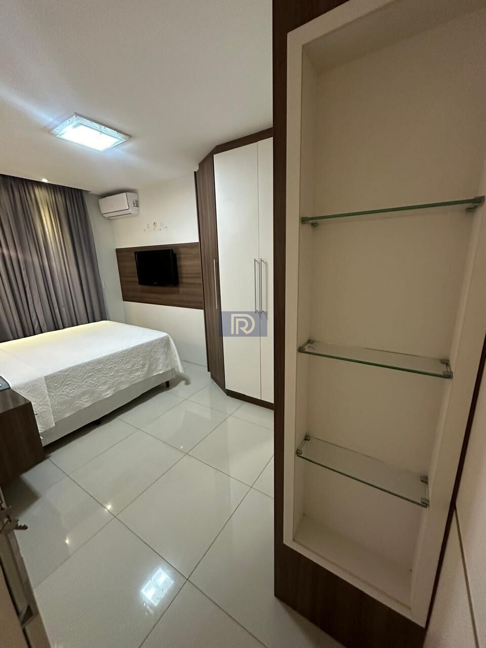 Apartamento à venda com 2 quartos, 76m² - Foto 13