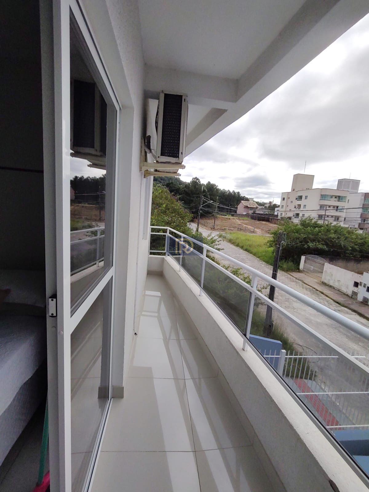 Apartamento à venda com 2 quartos, 76m² - Foto 9