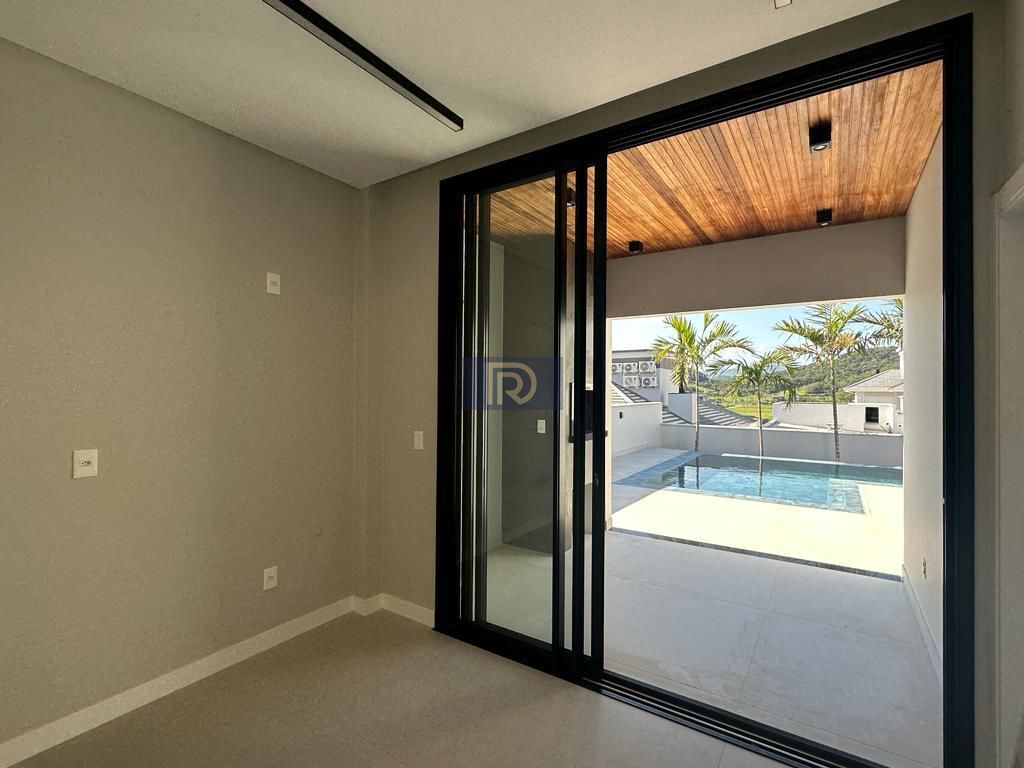 Casa à venda com 3 quartos, 173m² - Foto 10