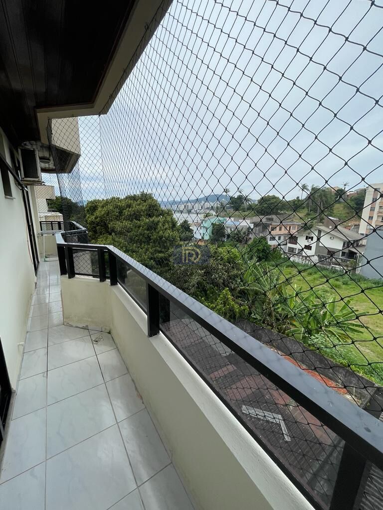 Cobertura à venda com 3 quartos, 270m² - Foto 6