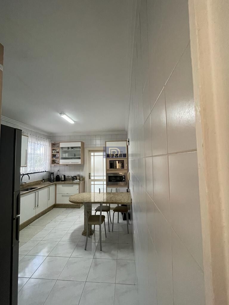 Cobertura à venda com 3 quartos, 270m² - Foto 3