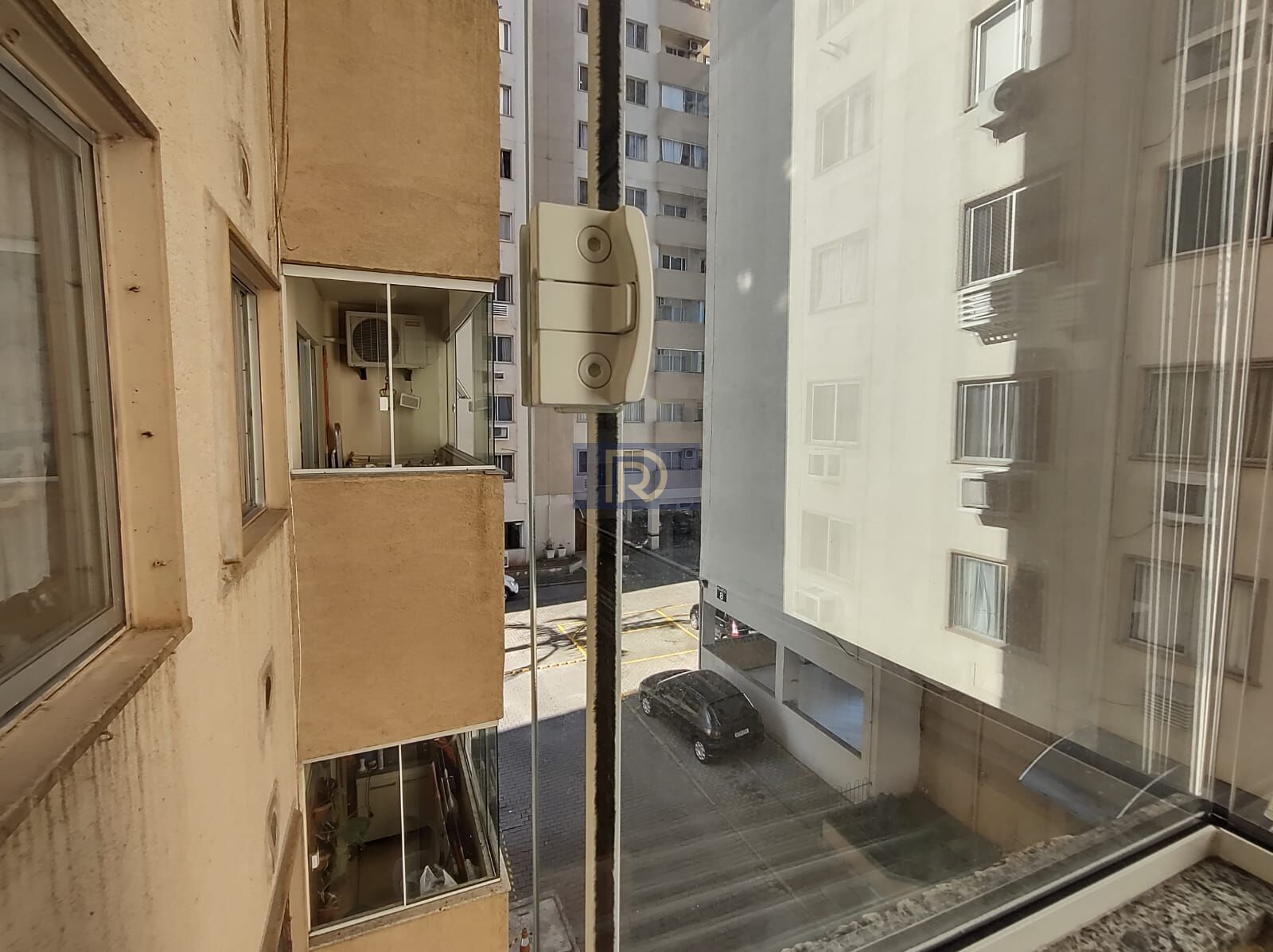 Apartamento à venda com 2 quartos, 57m² - Foto 13