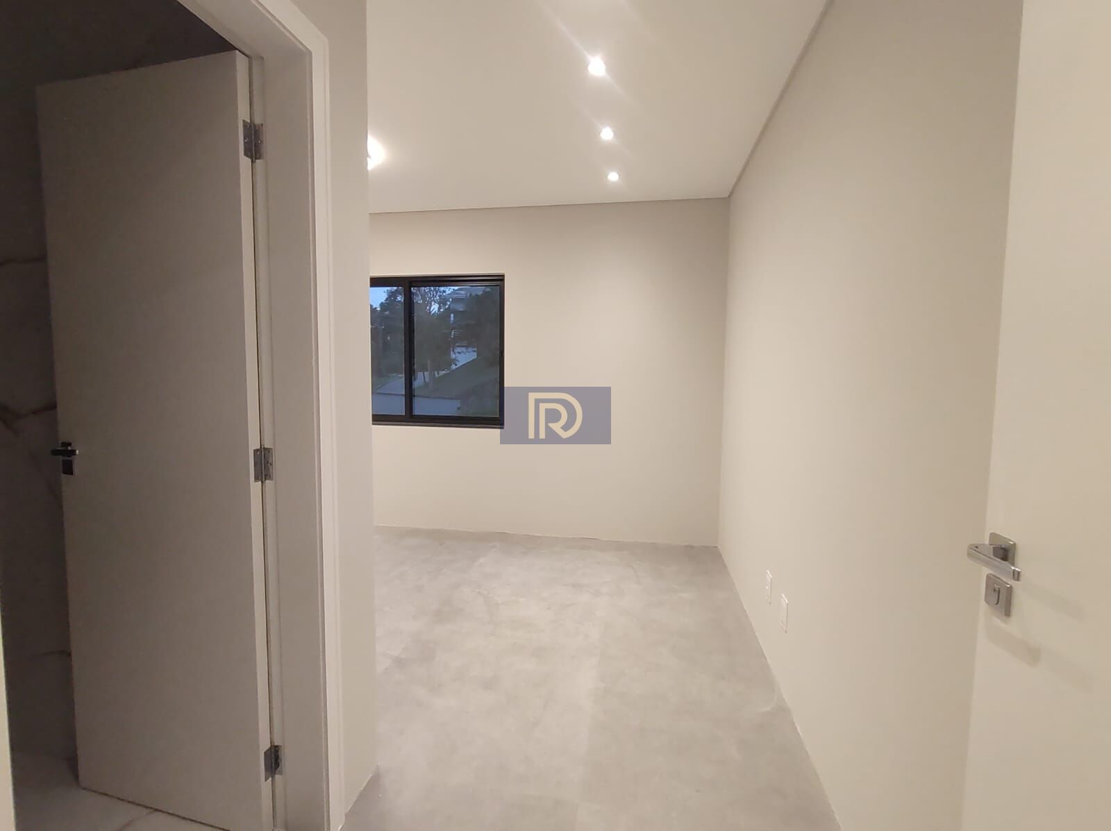 Casa à venda com 3 quartos, 176m² - Foto 12