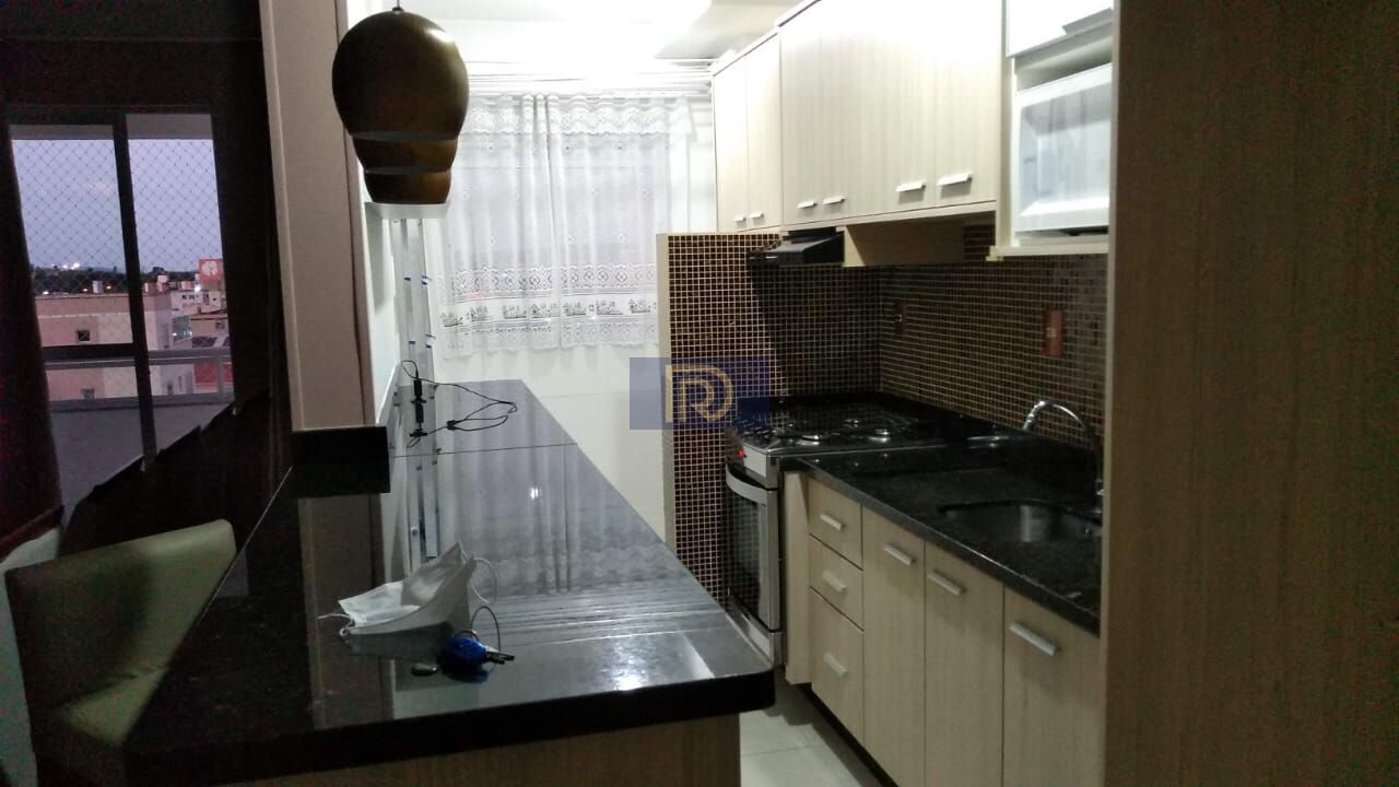 Apartamento à venda com 2 quartos, 72m² - Foto 5