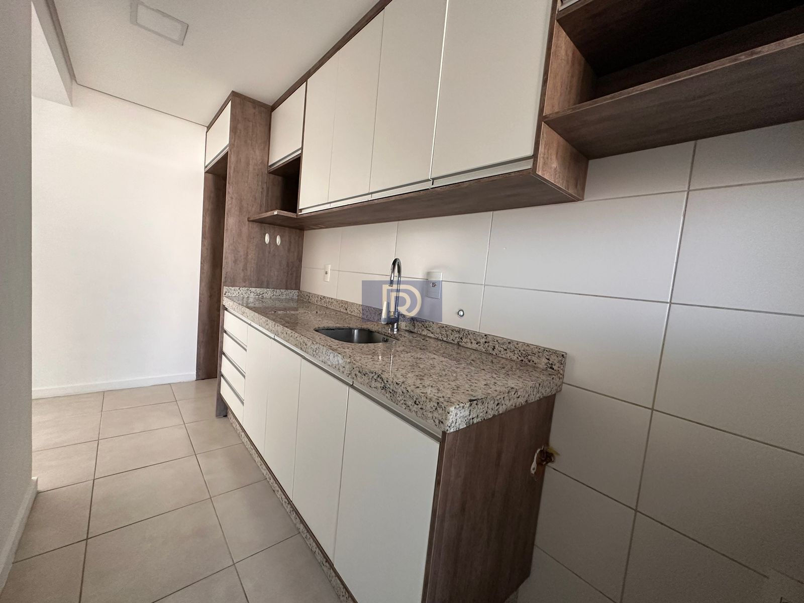 Apartamento à venda com 2 quartos, 91m² - Foto 3