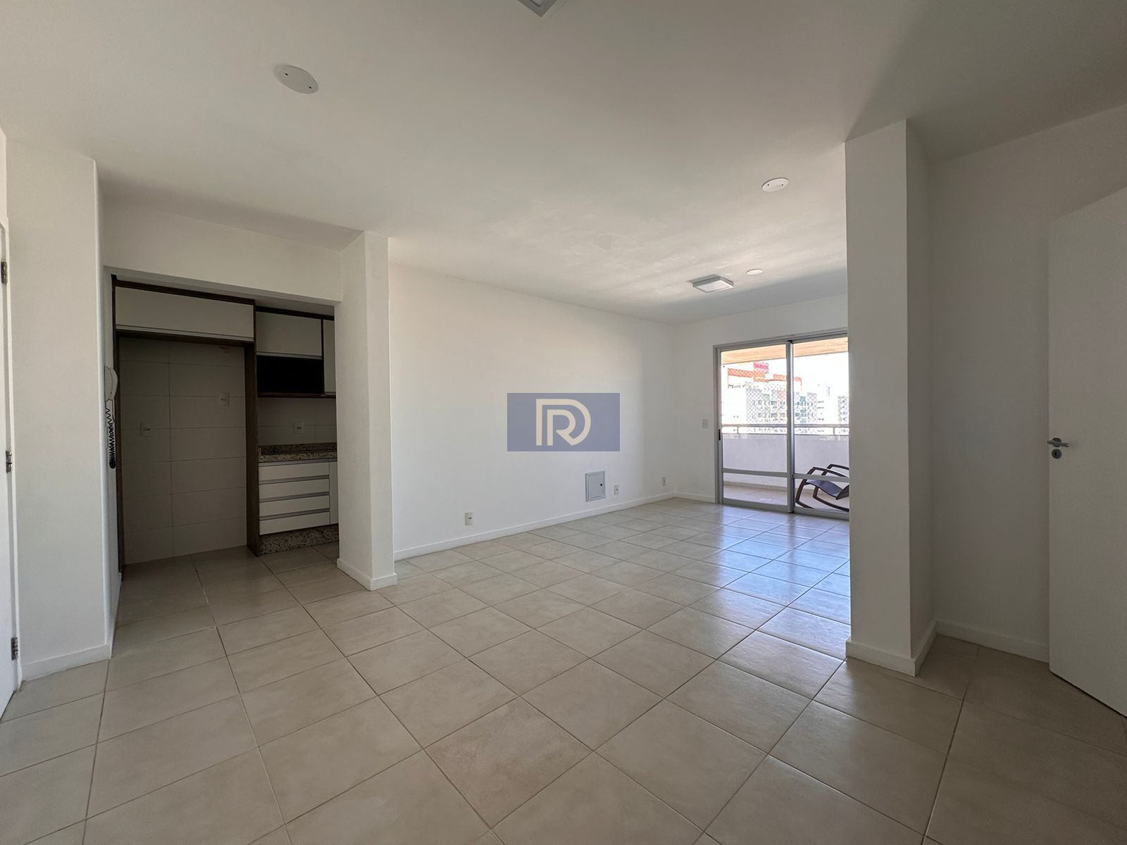 Apartamento à venda com 2 quartos, 91m² - Foto 1