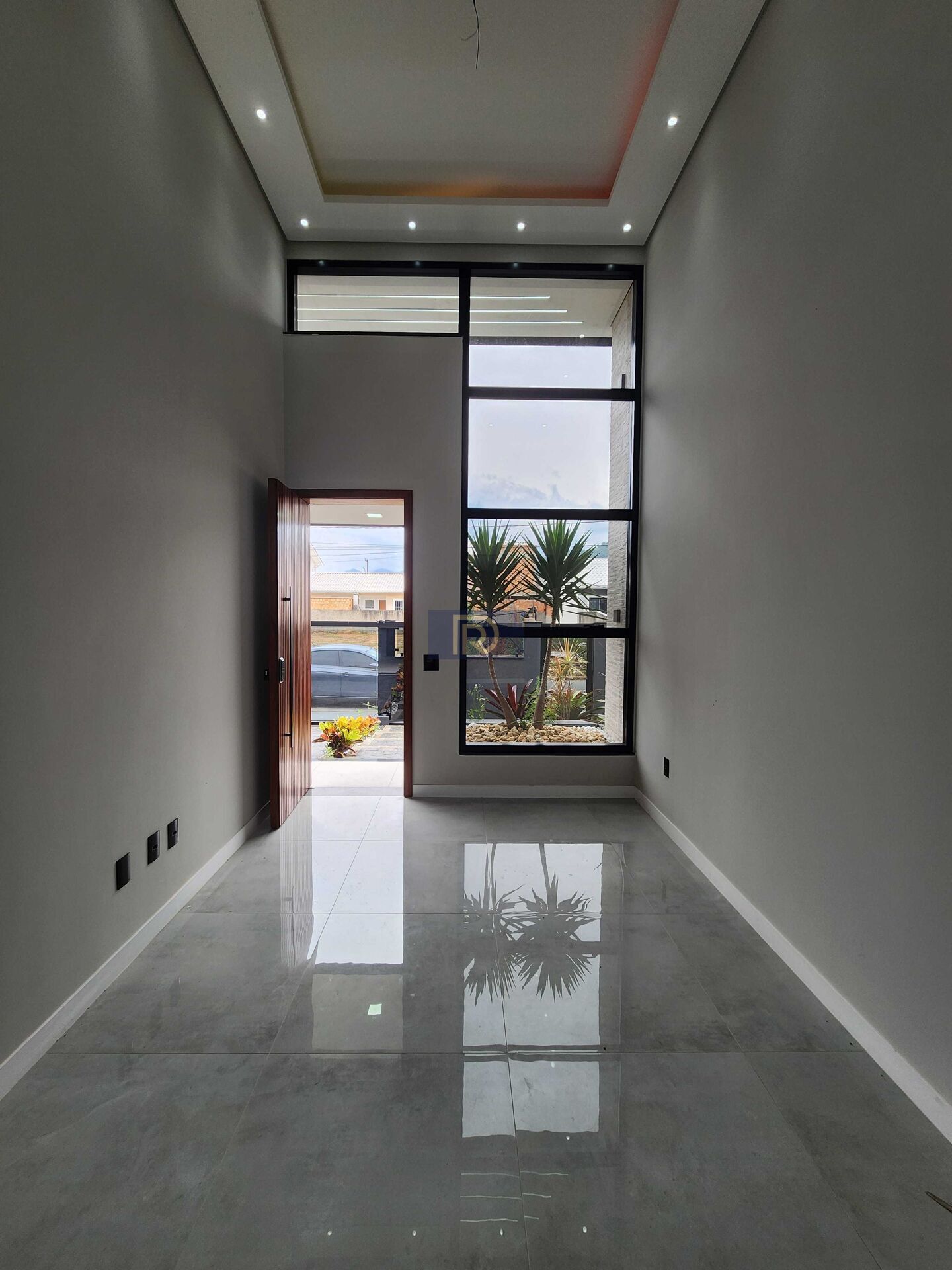 Casa à venda com 3 quartos, 100m² - Foto 5