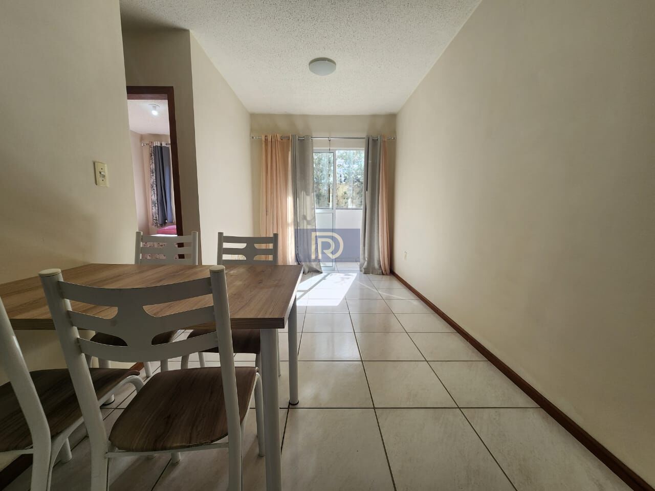 Apartamento à venda com 2 quartos, 48m² - Foto 1