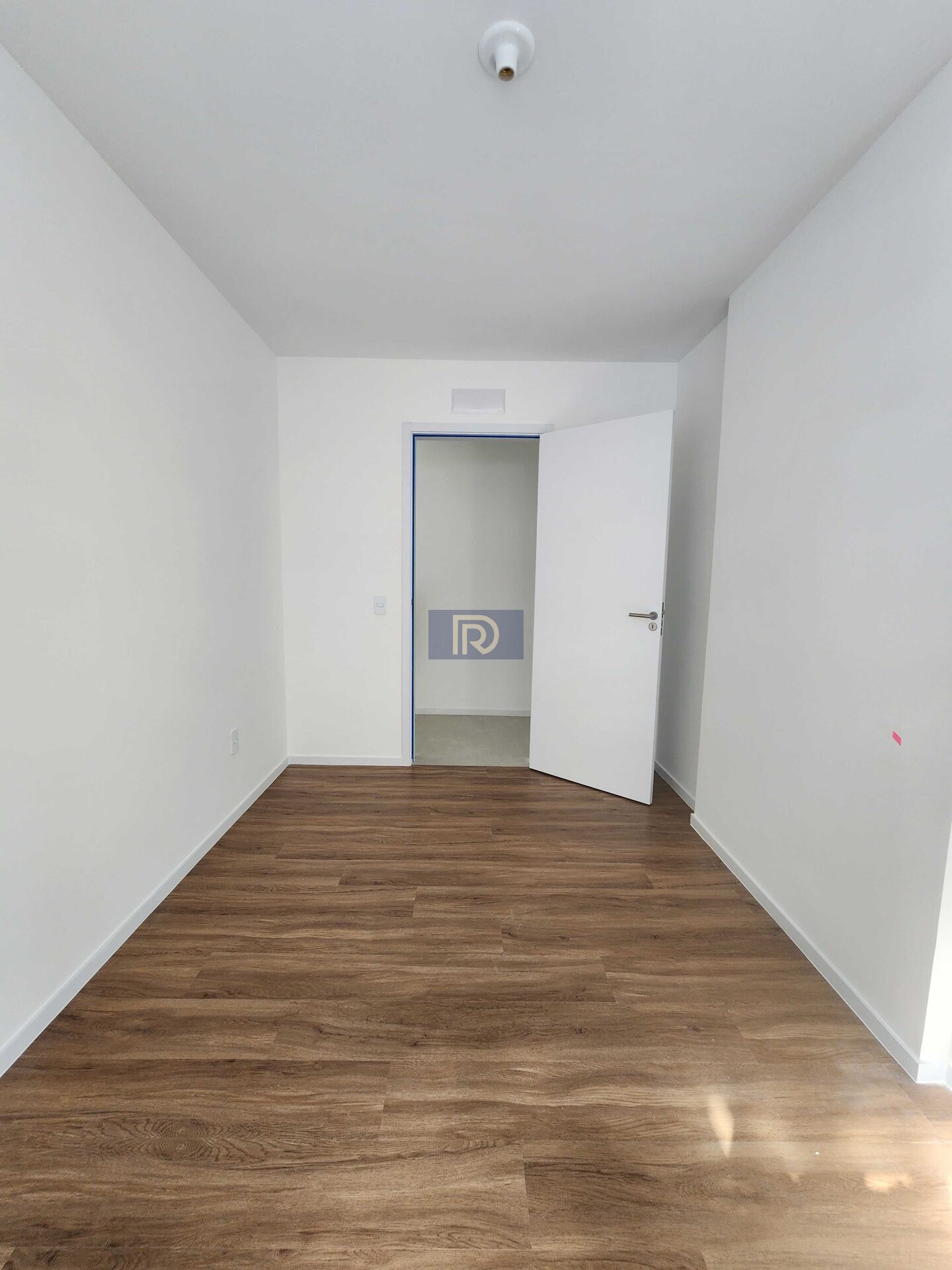 Apartamento à venda com 2 quartos, 65m² - Foto 13