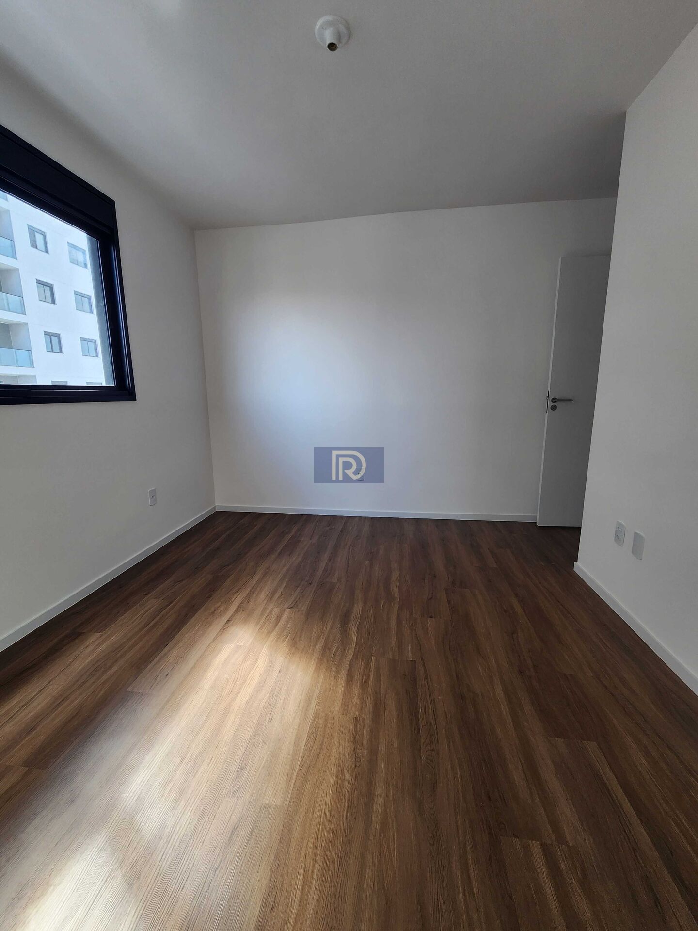 Apartamento à venda com 2 quartos, 65m² - Foto 9