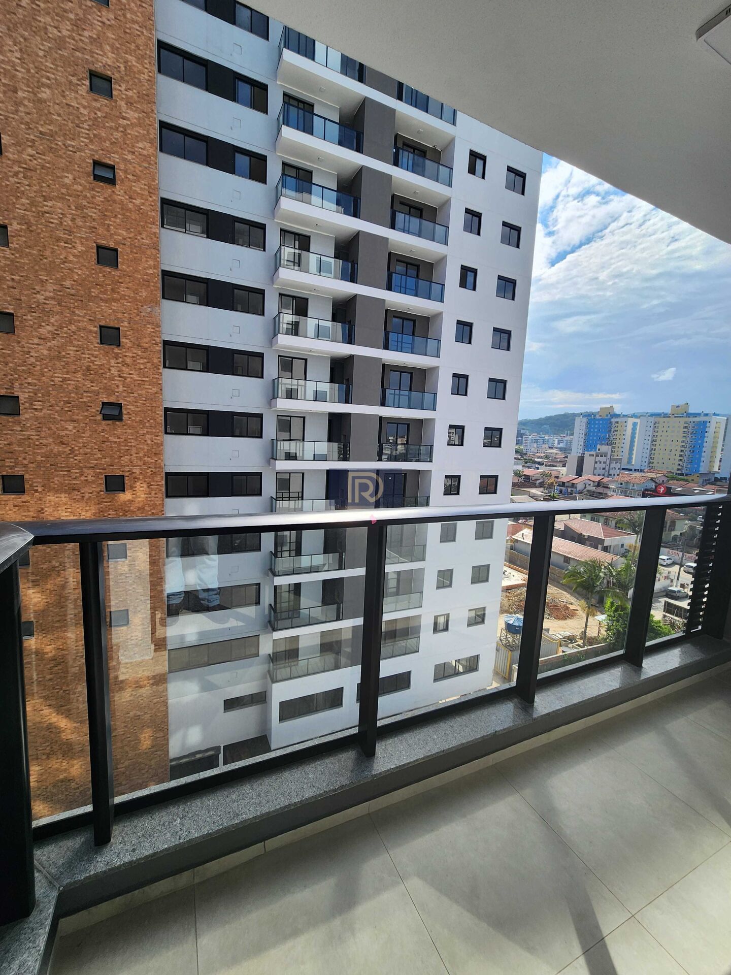 Apartamento à venda com 2 quartos, 65m² - Foto 8