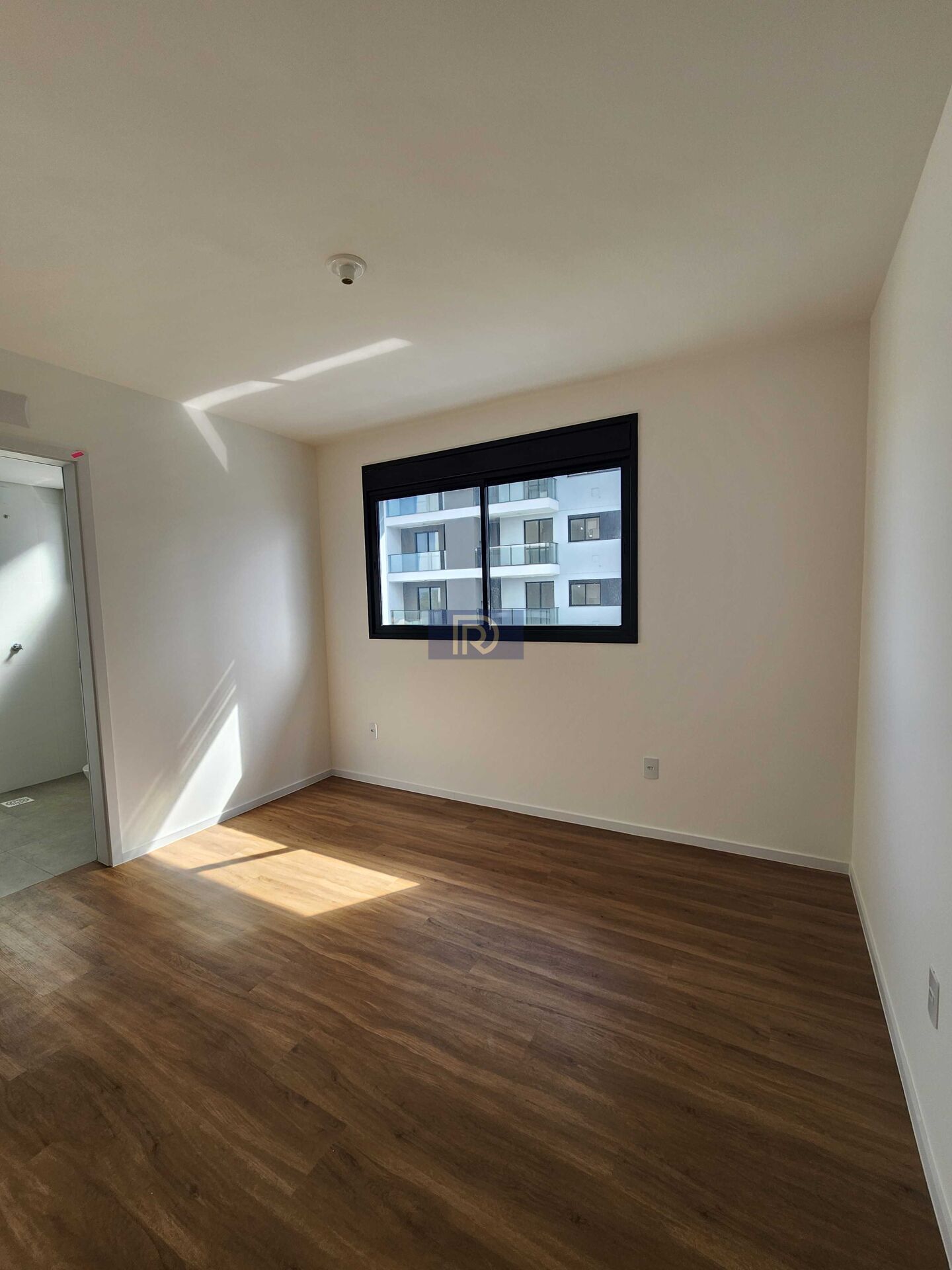 Apartamento à venda com 2 quartos, 65m² - Foto 10