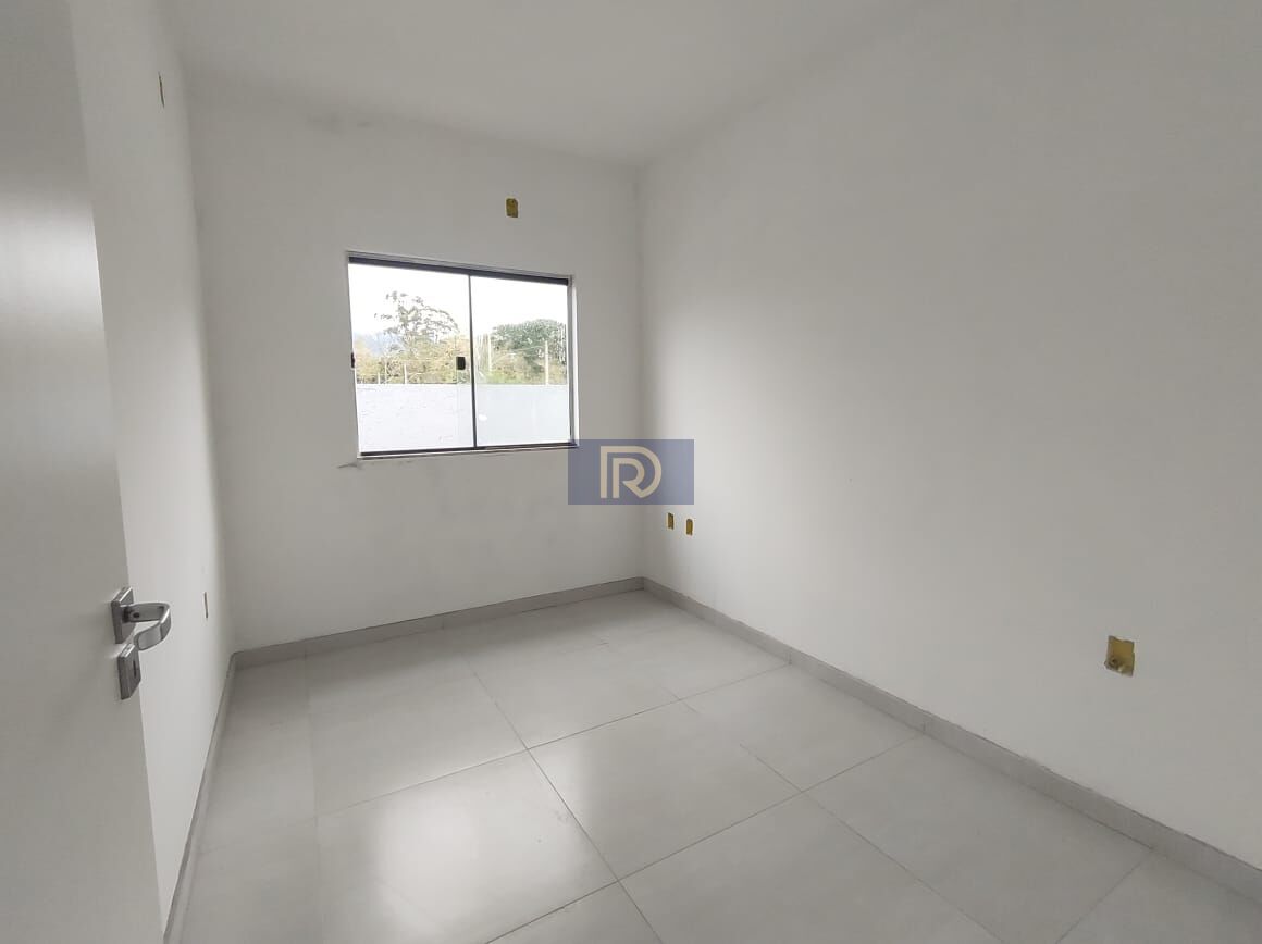 Casa à venda com 3 quartos, 101m² - Foto 10