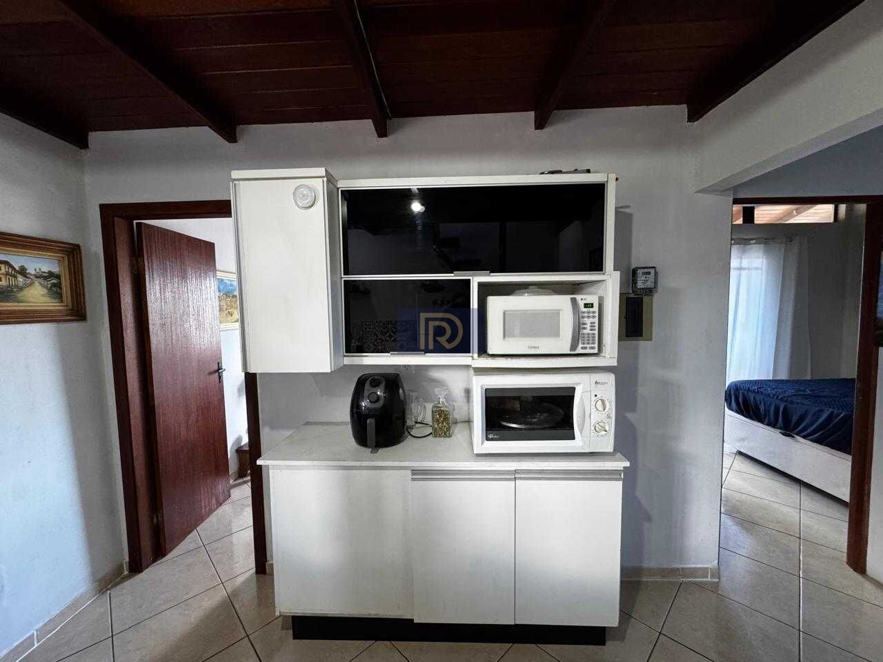Casa, 4 quartos, 200 m² - Foto 27