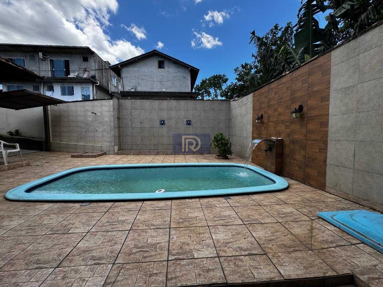 Casa, 4 quartos, 200 m² - Foto 4