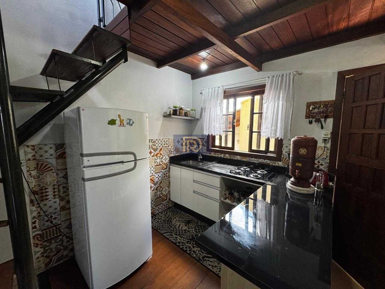 Casa, 4 quartos, 200 m² - Foto 47