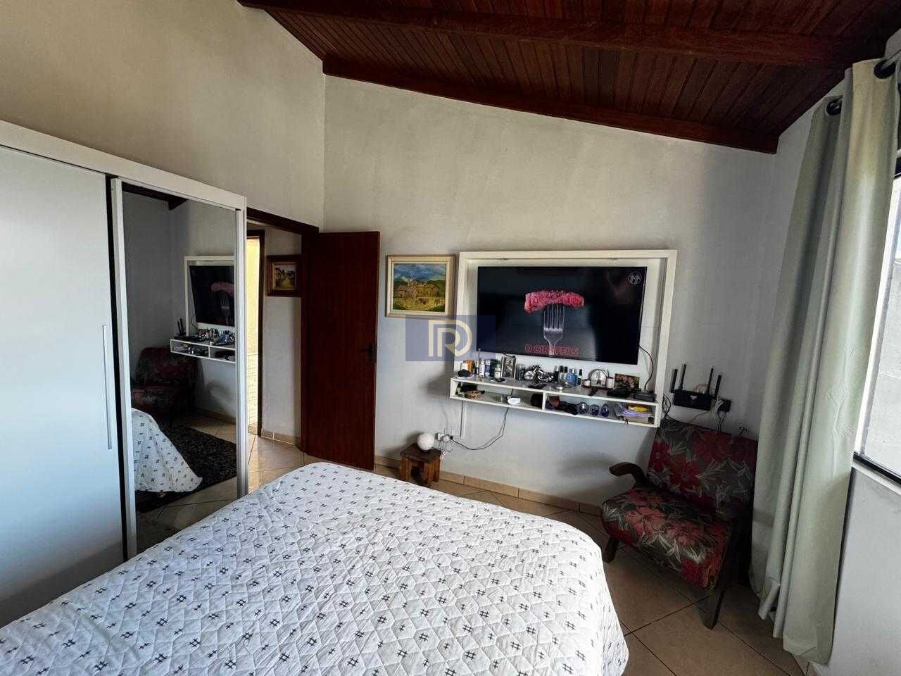 Casa, 4 quartos, 200 m² - Foto 13