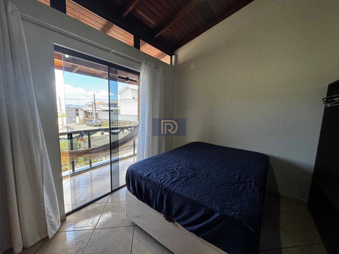 Casa, 4 quartos, 200 m² - Foto 8