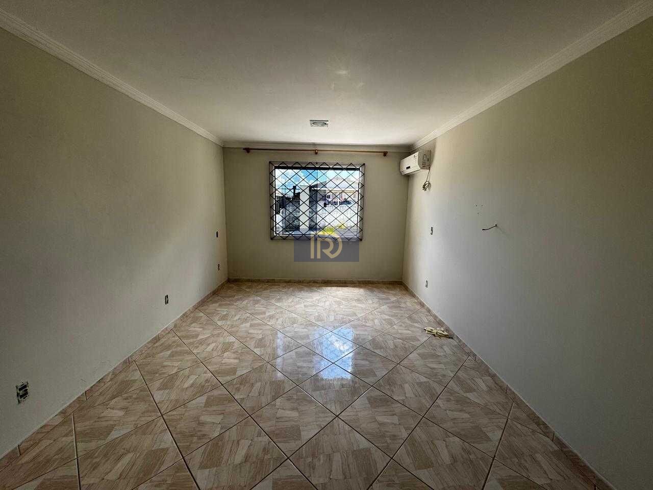 Casa, 4 quartos, 200 m² - Foto 34