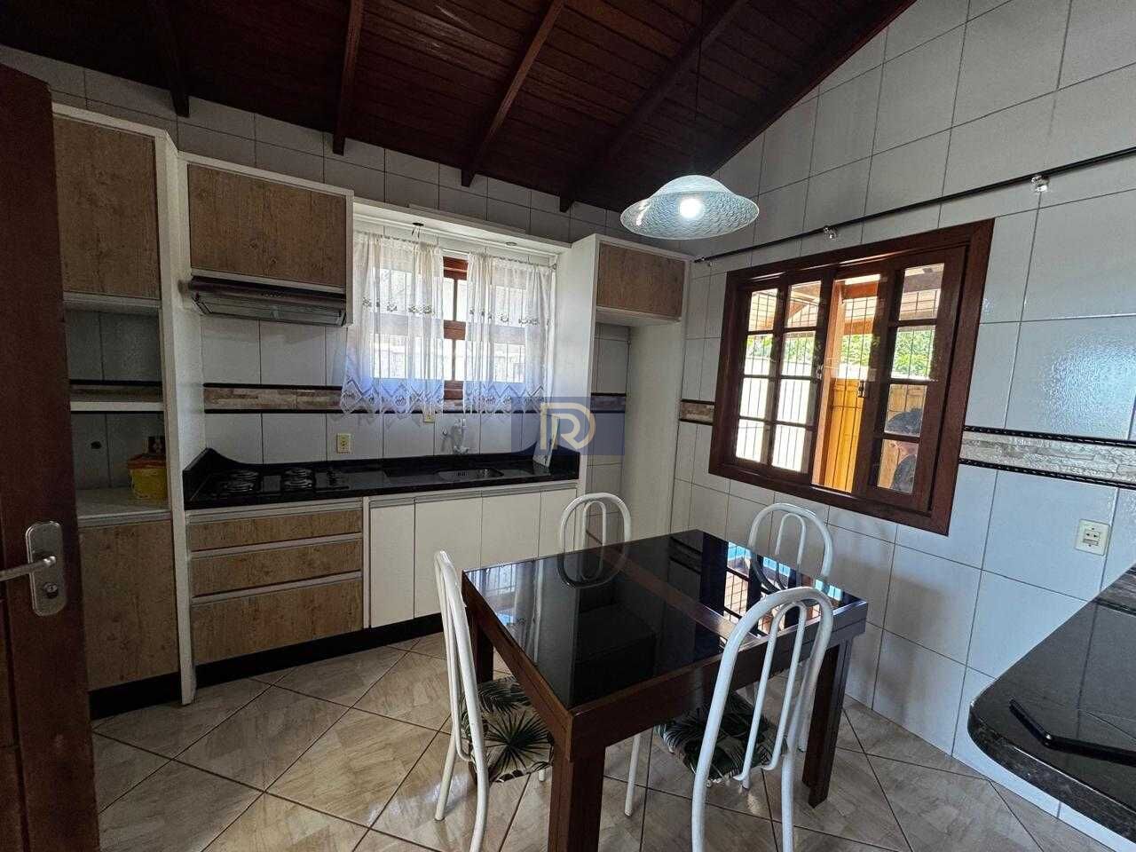 Casa, 4 quartos, 200 m² - Foto 33