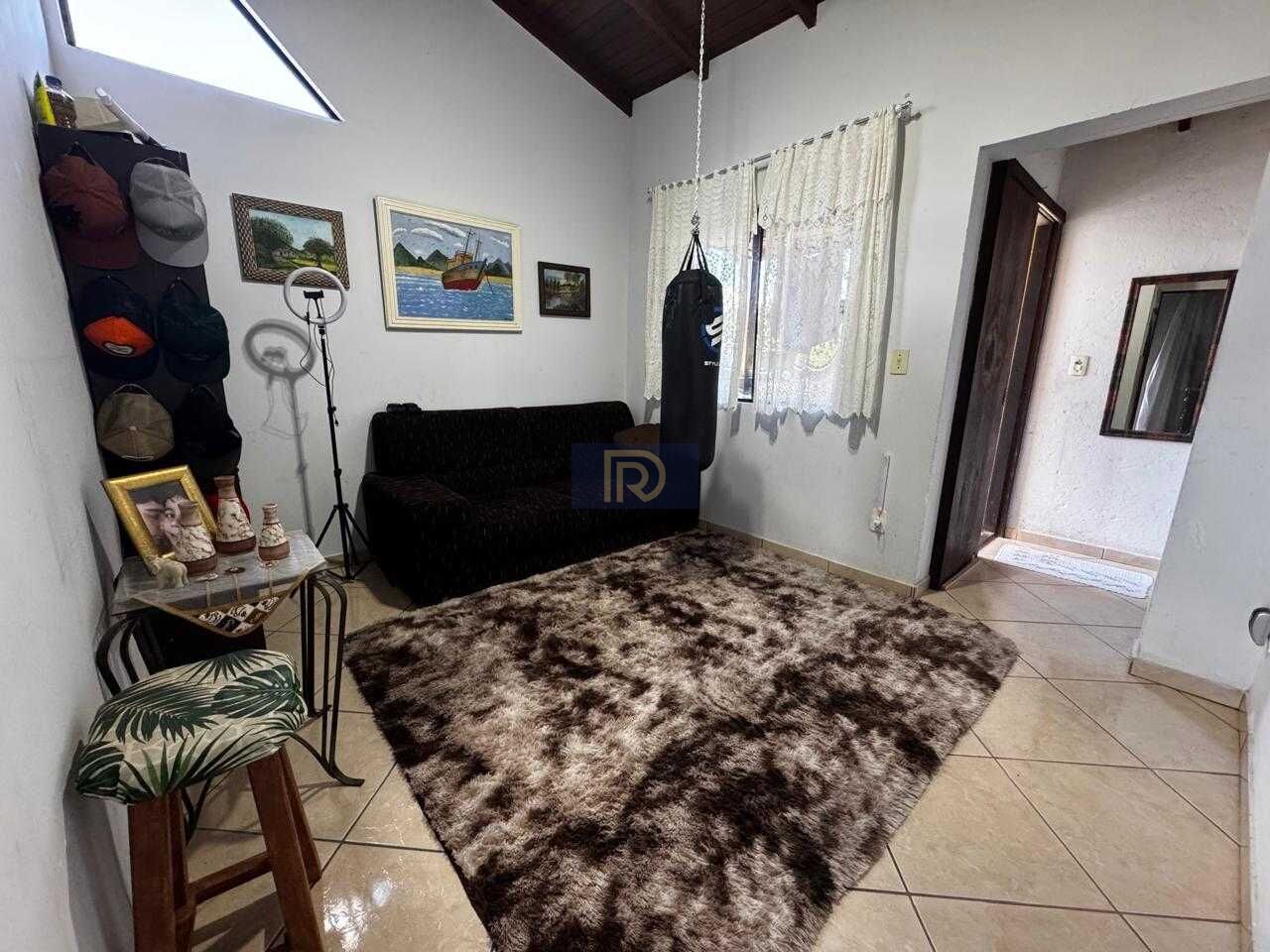 Casa, 4 quartos, 200 m² - Foto 26