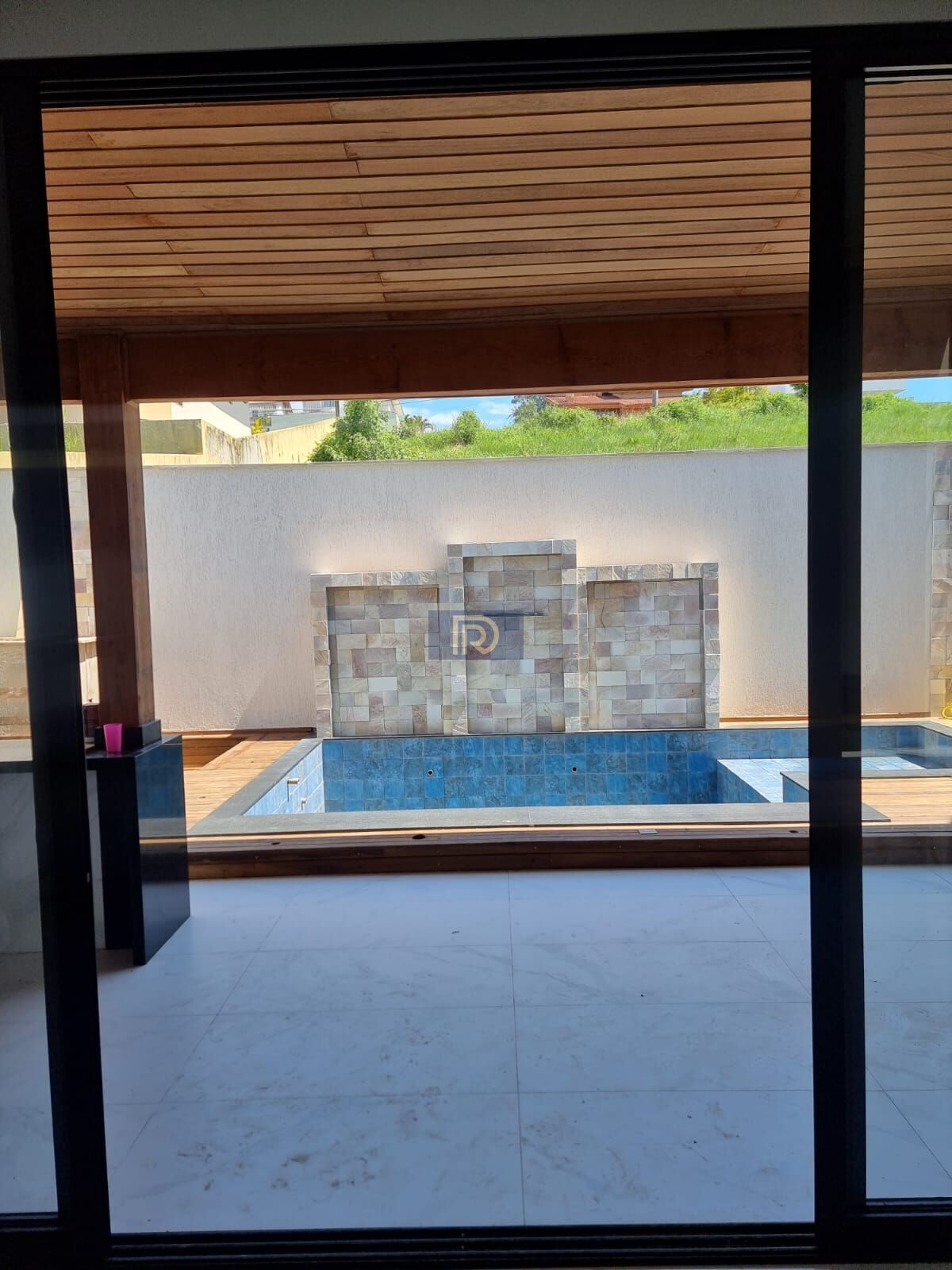 Casa à venda com 3 quartos, 312m² - Foto 11