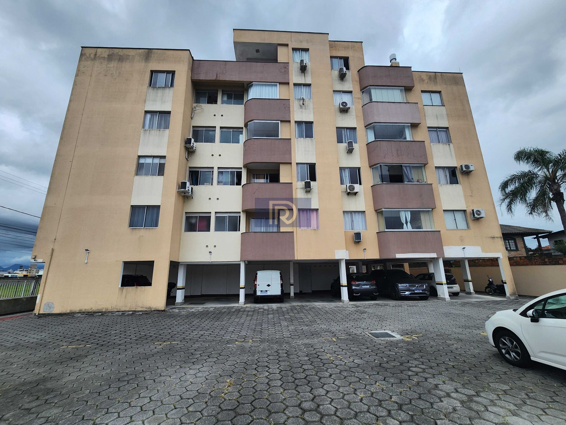 Apartamento à venda com 2 quartos, 56m² - Foto 25