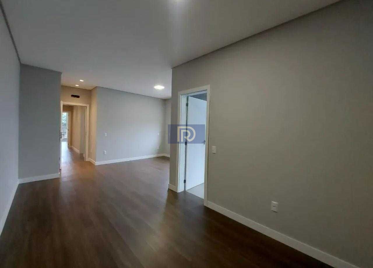 Casa, 3 quartos, 240 m² - Foto 9
