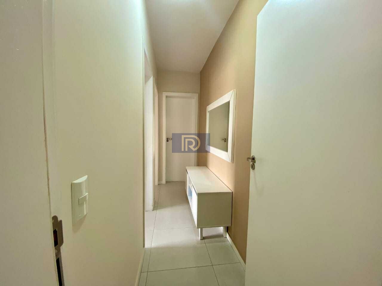 Apartamento à venda com 2 quartos, 60m² - Foto 11