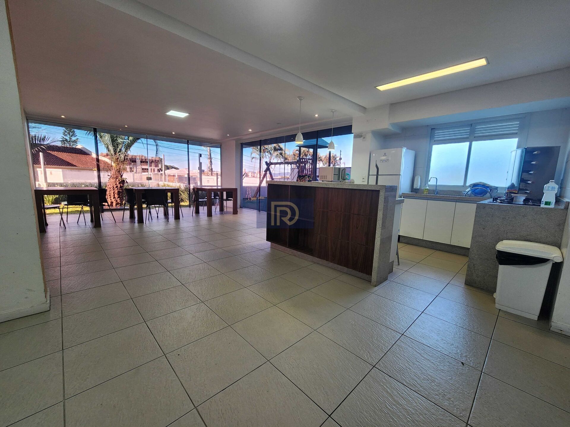 Apartamento à venda com 2 quartos, 60m² - Foto 14