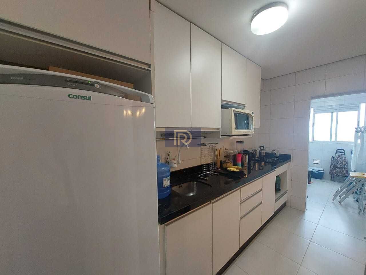 Apartamento à venda com 2 quartos, 98m² - Foto 5