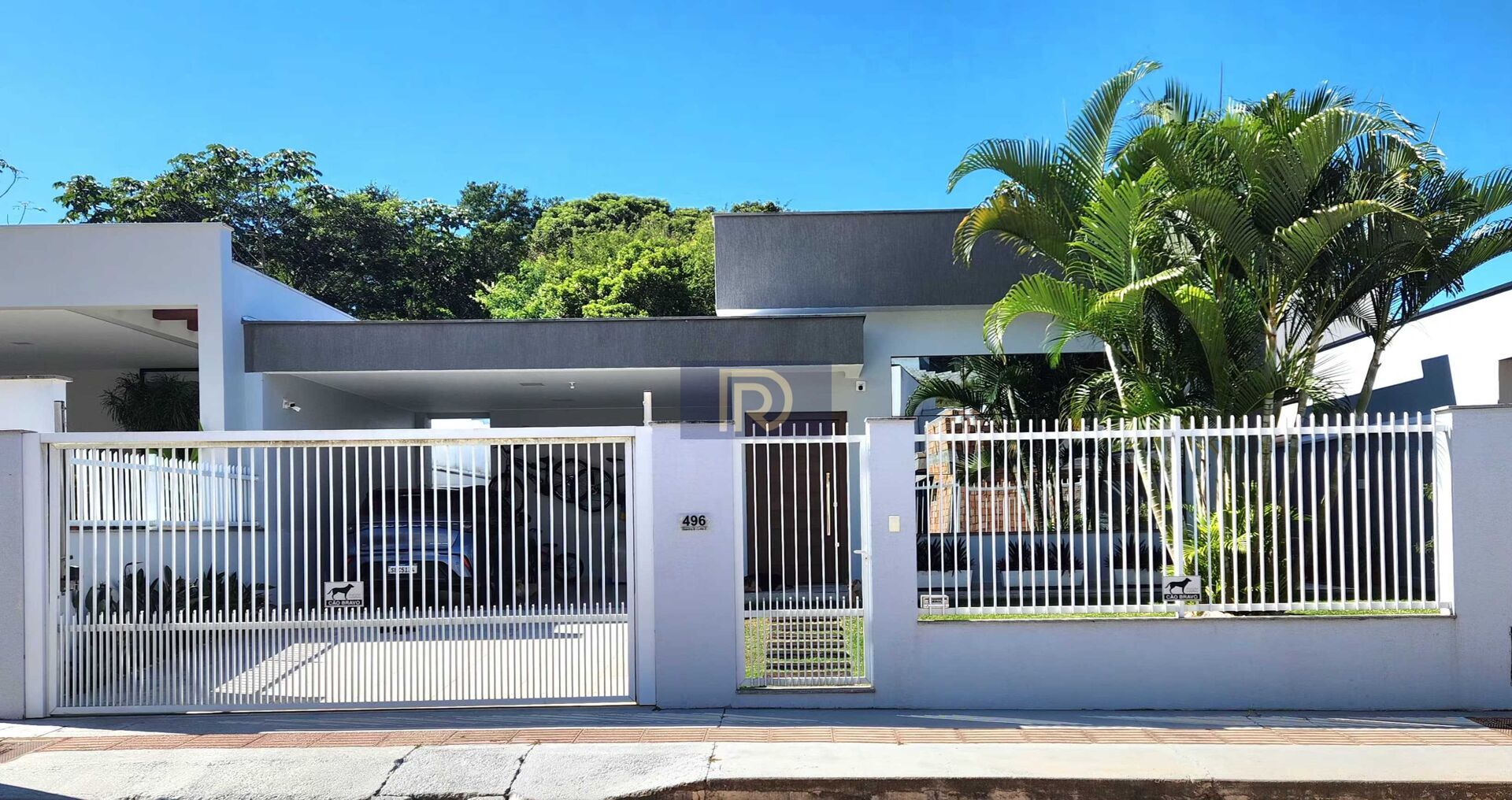 Casa, 3 quartos, 180 m² - Foto 1