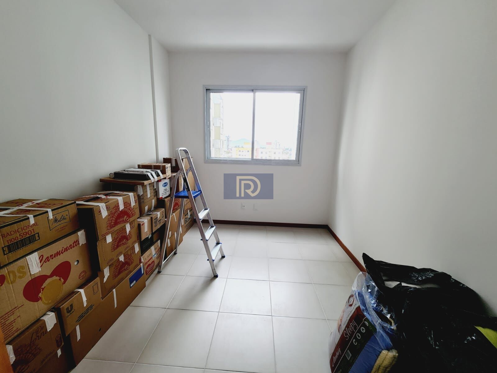 Apartamento à venda com 2 quartos, 67m² - Foto 13