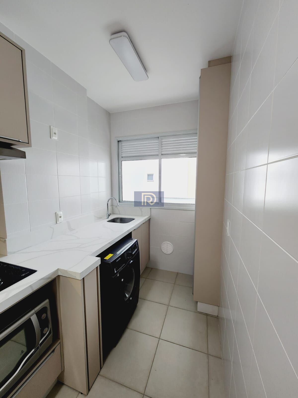 Apartamento à venda com 2 quartos, 67m² - Foto 6