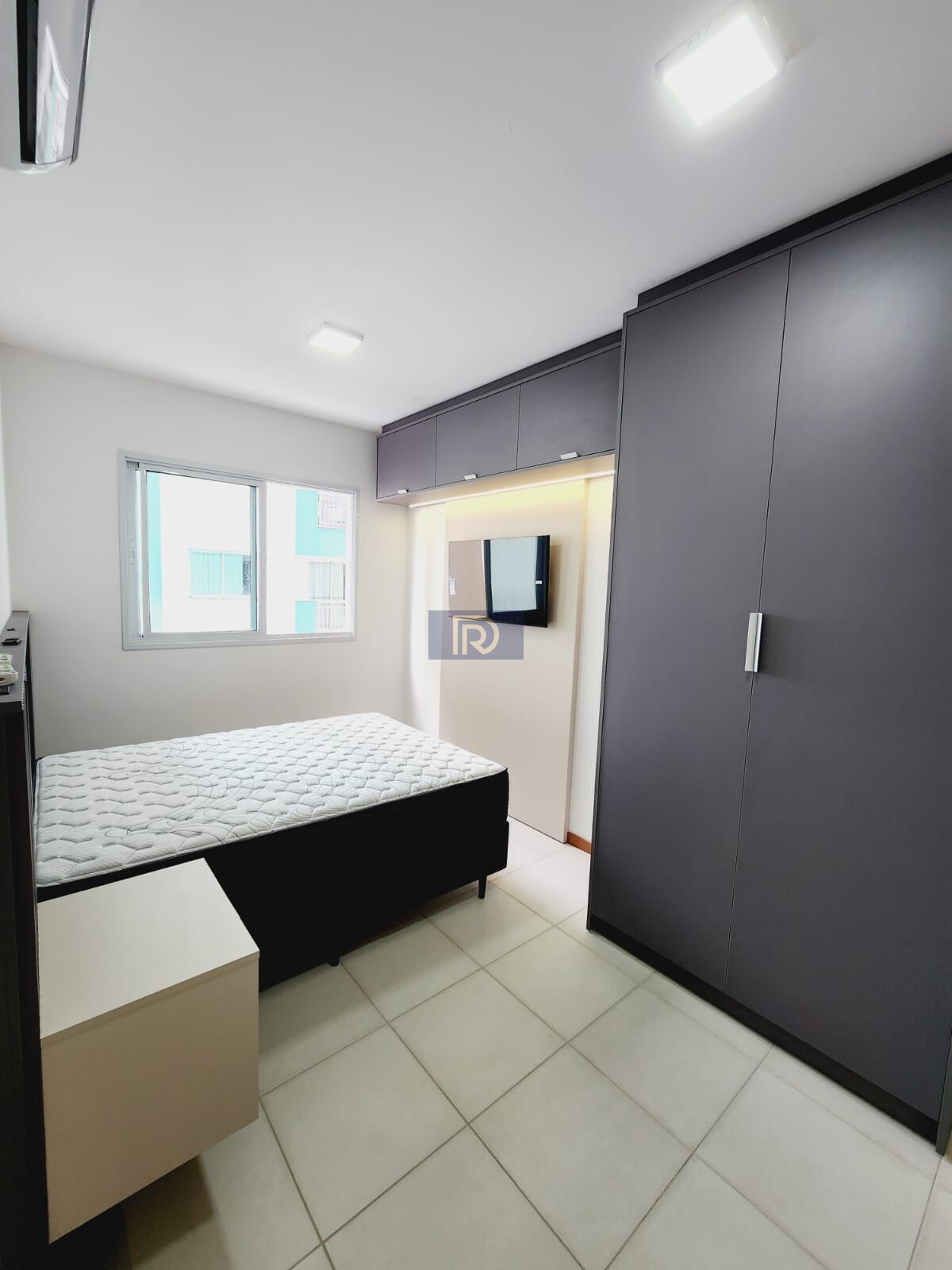 Apartamento à venda com 2 quartos, 67m² - Foto 9