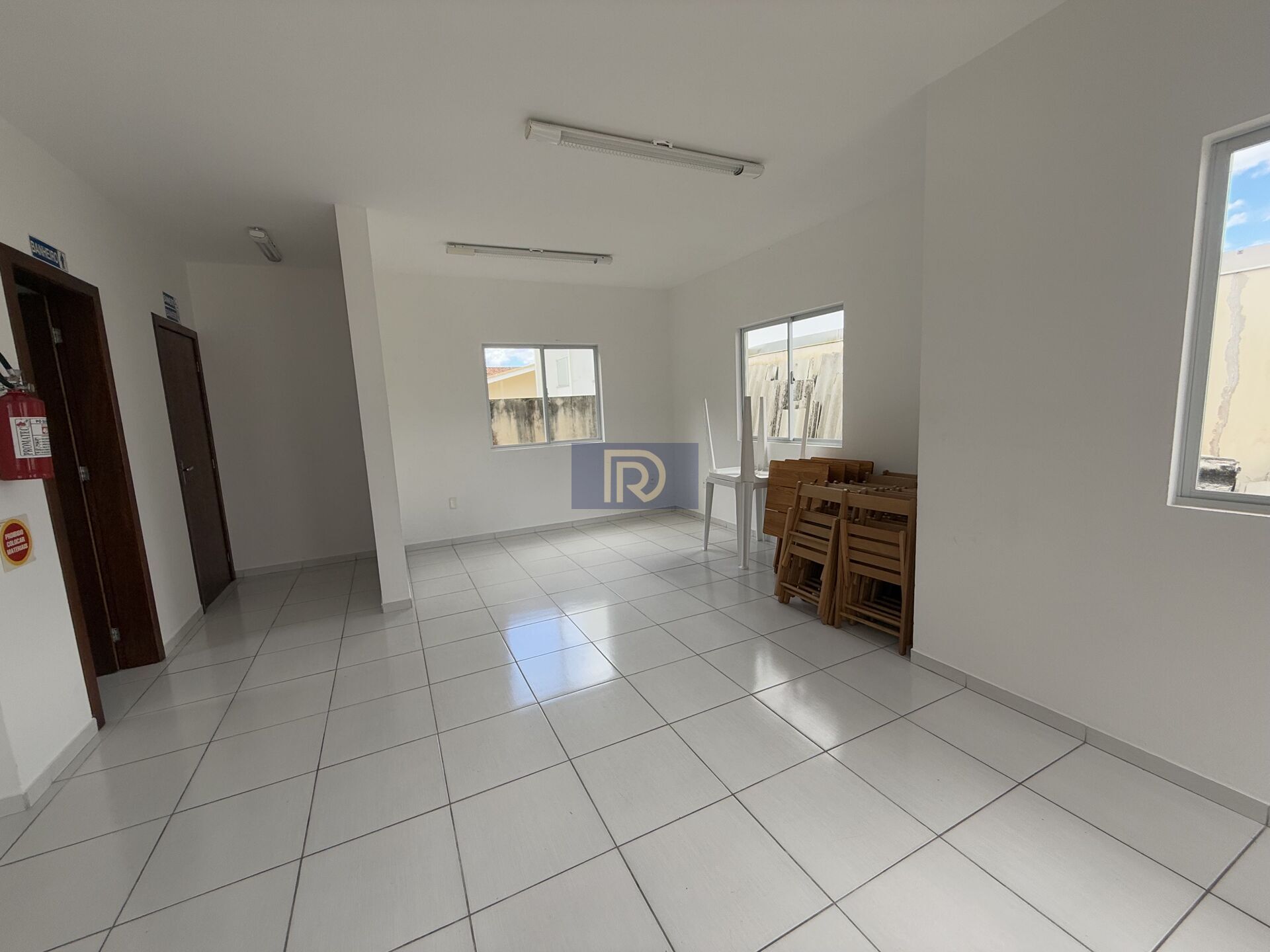 Apartamento à venda com 2 quartos, 57m² - Foto 16