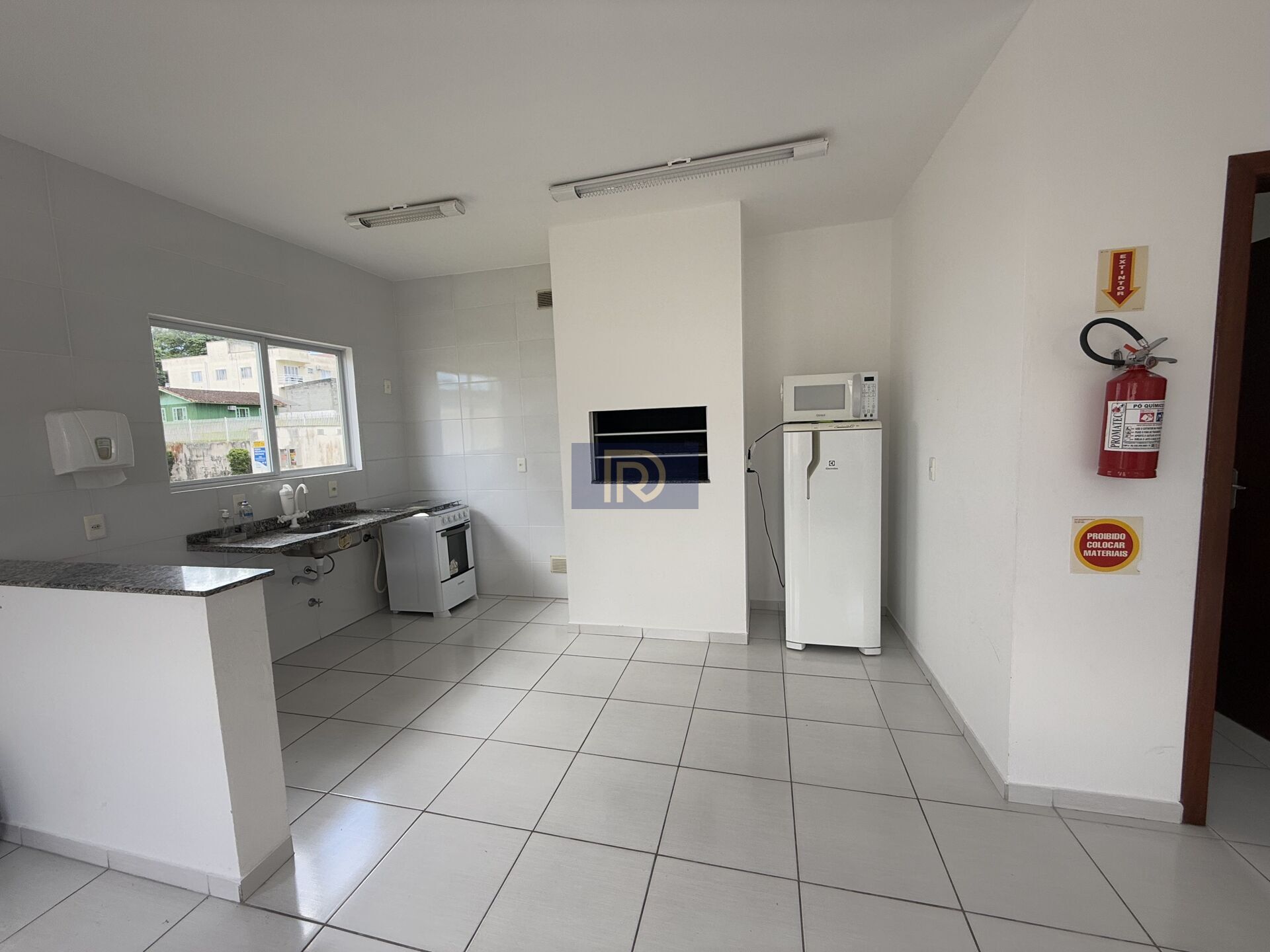 Apartamento à venda com 2 quartos, 57m² - Foto 15