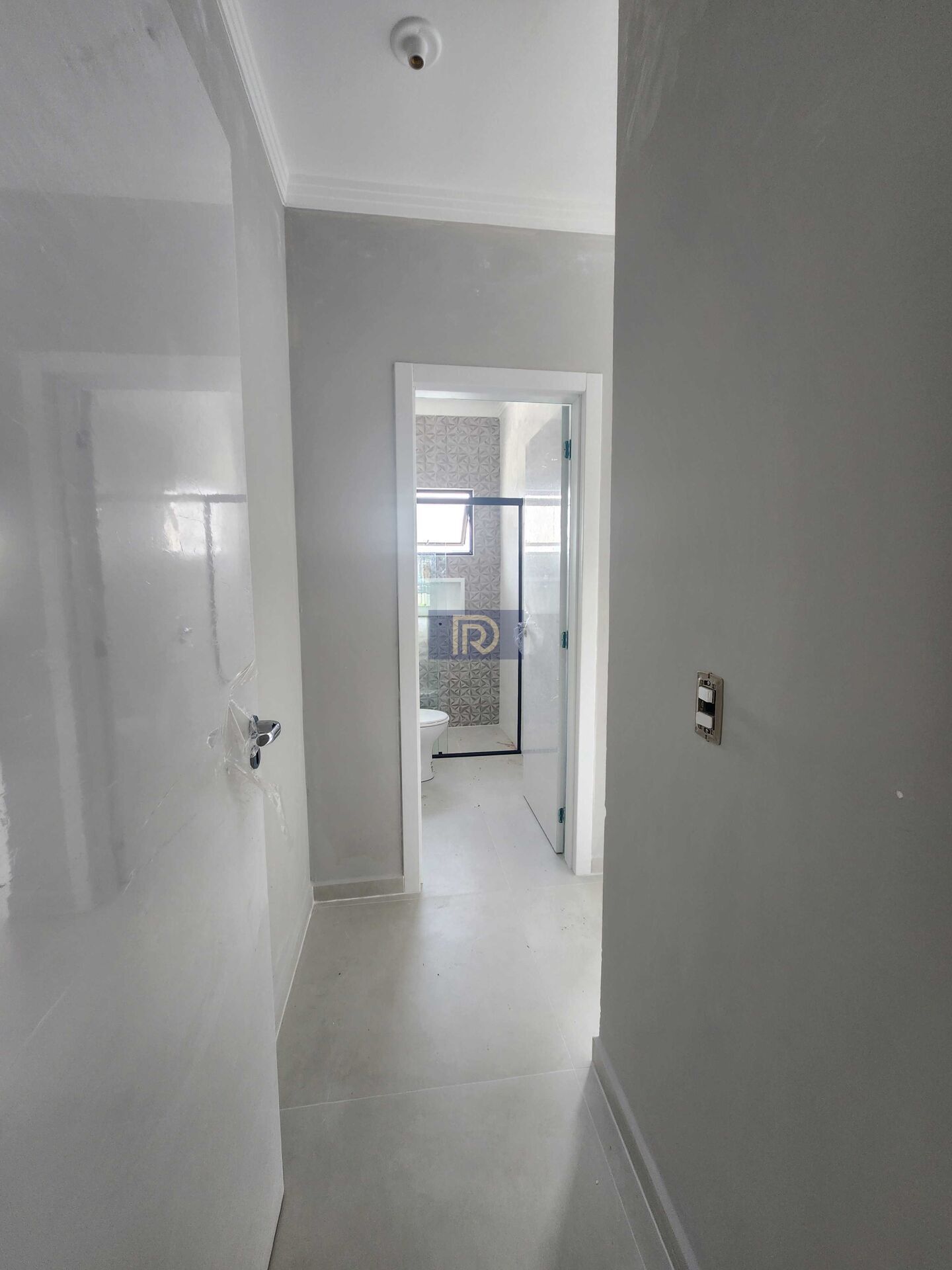 Casa à venda com 2 quartos, 69m² - Foto 8