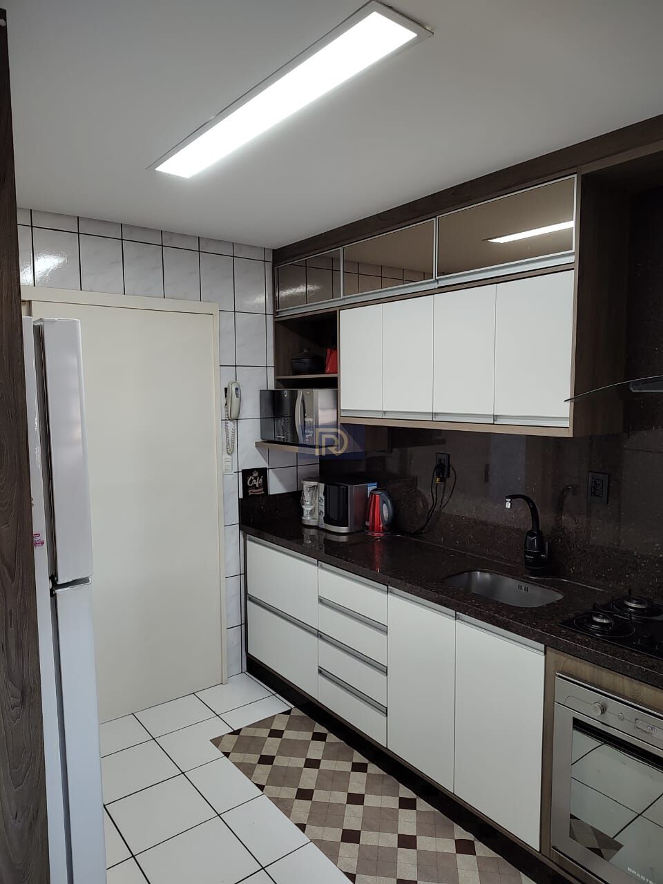 Apartamento à venda com 3 quartos, 101m² - Foto 7